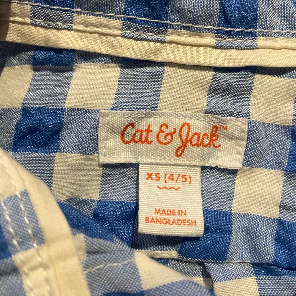 Cat and Jack Short sleeve button down size 4/5 XS shirt